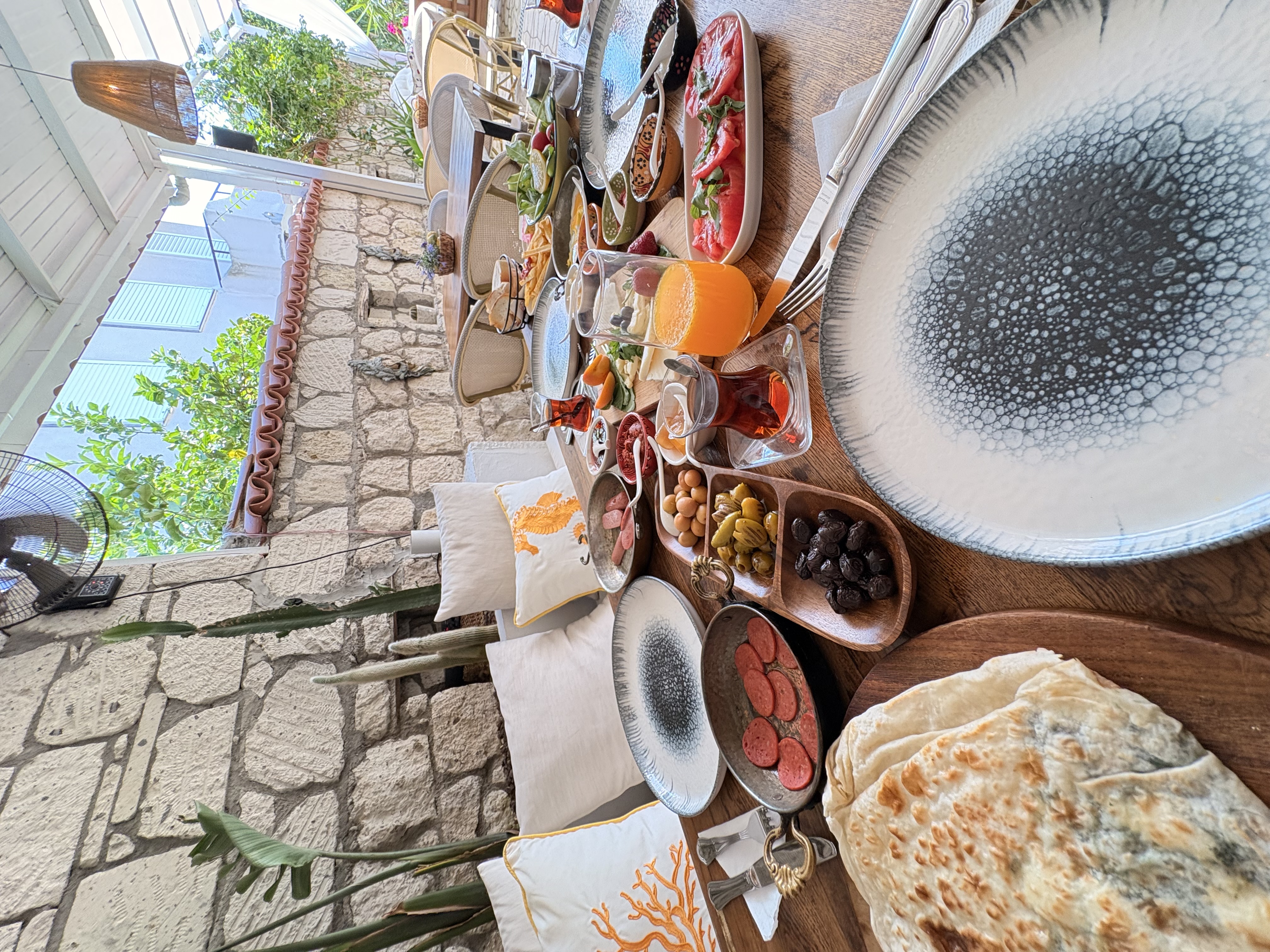Ev Yapımı Reçeller ve Sıcaklar